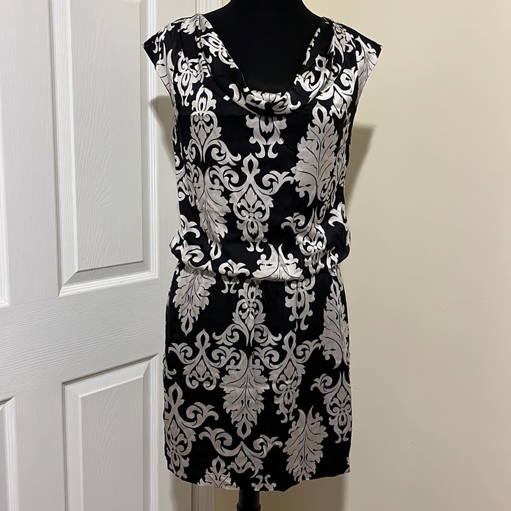 White House Black Market leaf print dress size S